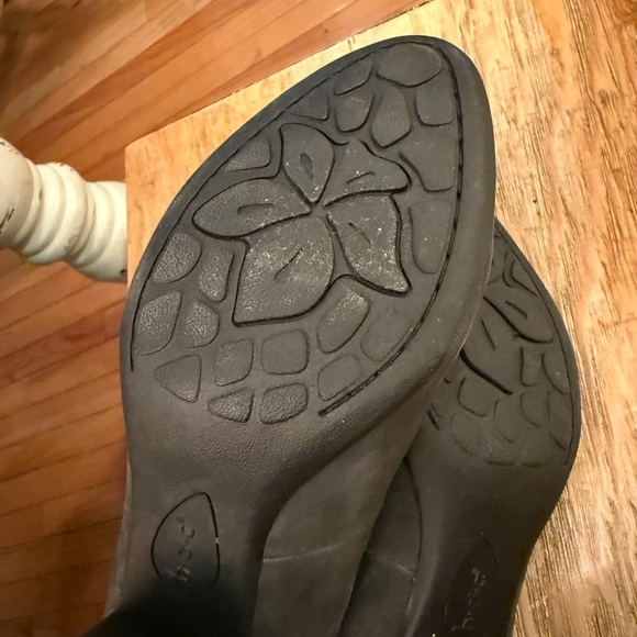 b.o.c. Black Heels Classic Design - Picture 6 of 10